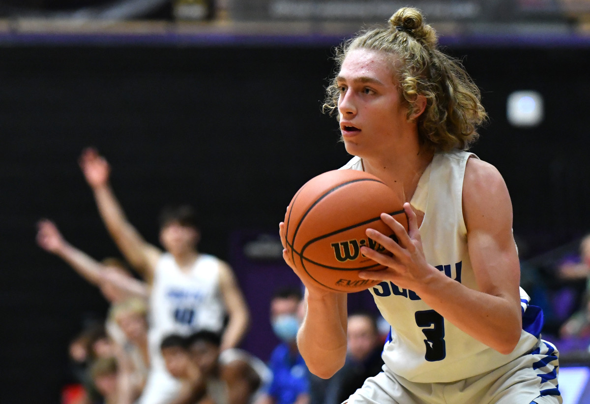 West Linn South Medford boys basketball Taylor Balkom 16